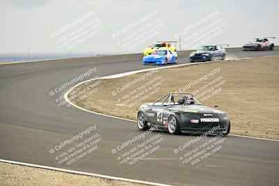 media/Jan-26-2025-CalClub SCCA (Sun) [[cfcea7df88]]/Group 5/Race/